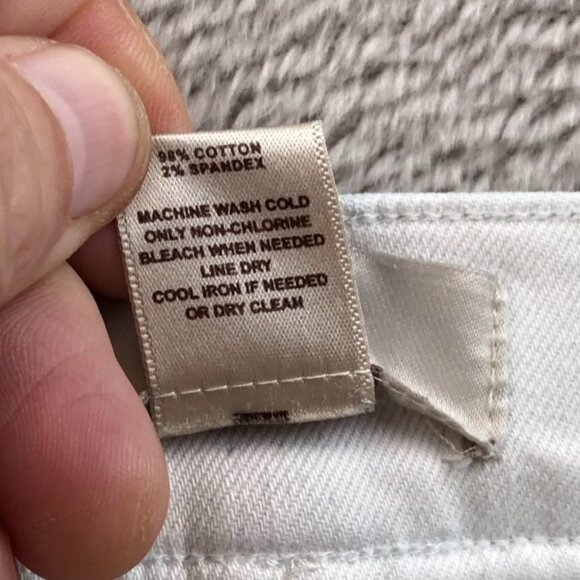 Loft Womens Jeans Size 6 Modern Denim Cropped Straight Casual Distressed Classic - Picture 9 of 16